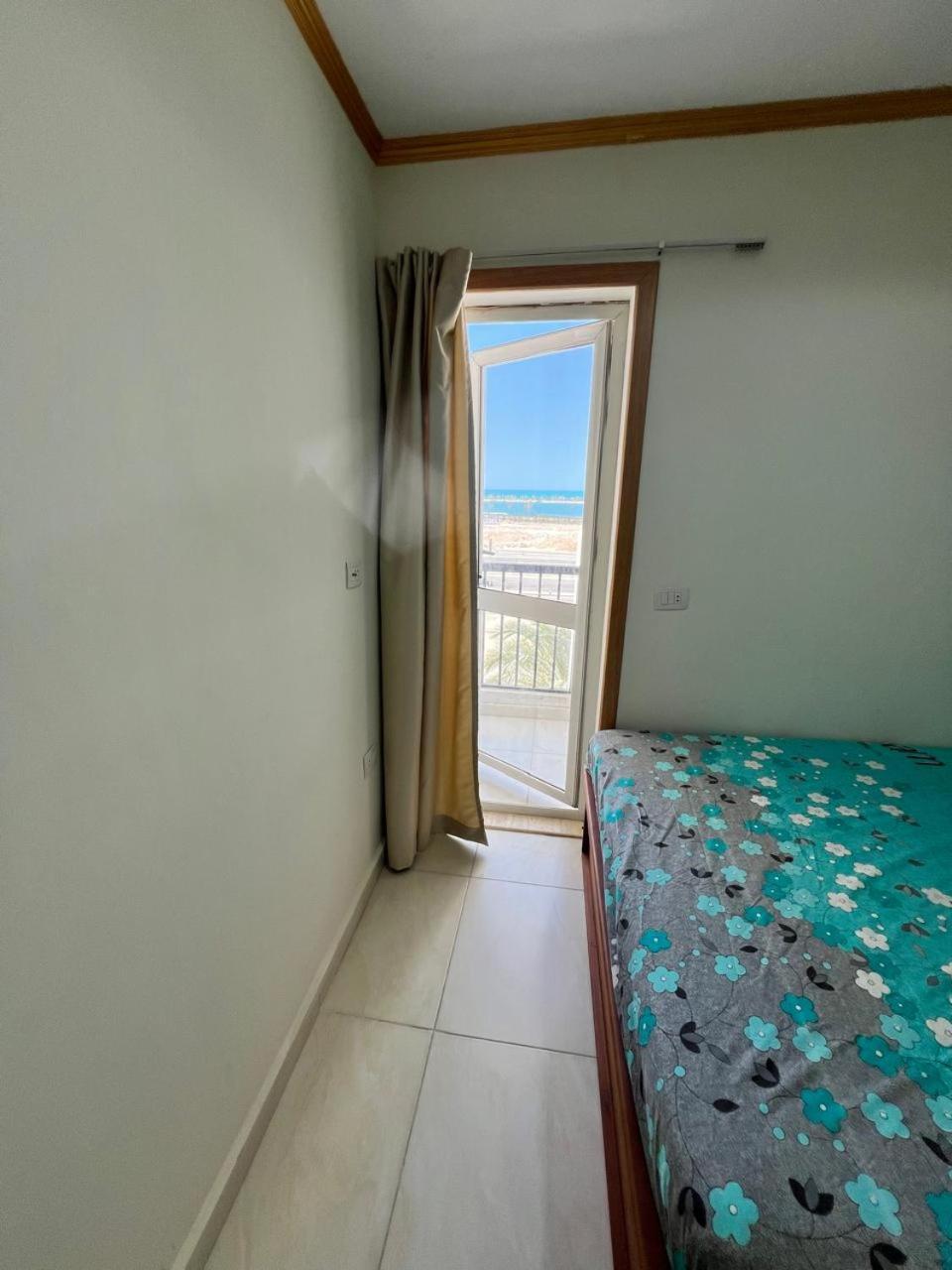 Porto Marina Residence 阿莱曼 外观 照片